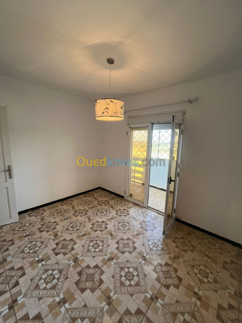 Location Appartement F4 Alger Zeralda