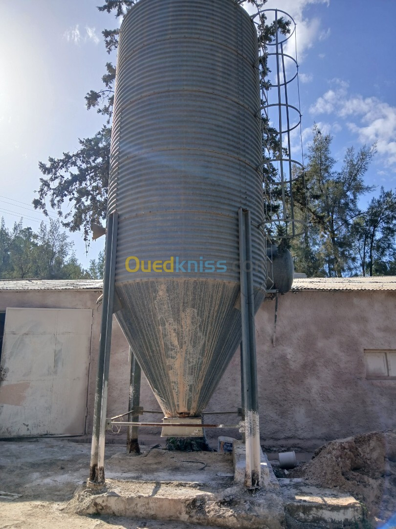 Silo de stockage de grains italien 6.5 m3 صومعة الحبوب 