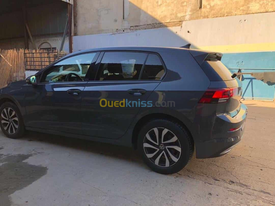 Volkswagen Golf 8 2021 ACTIVE