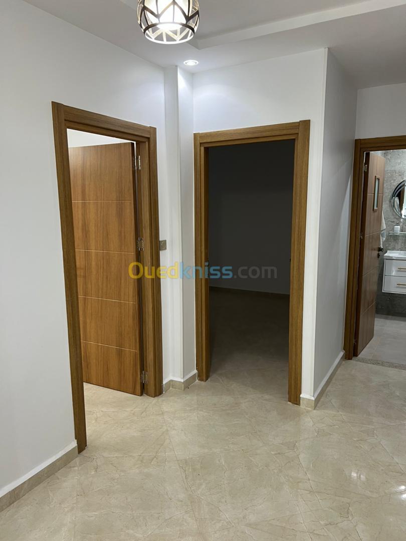 Location Appartement F3 Alger Les eucalyptus