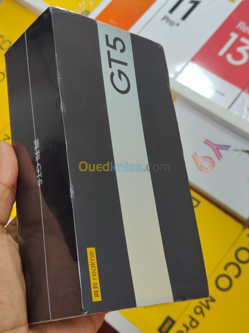 Realme Gt5