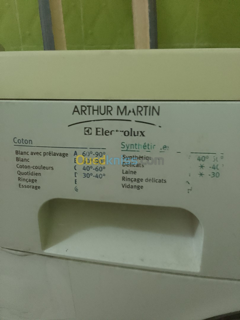 machine a laver ARTHUR MARTIN / ELECTROLUX