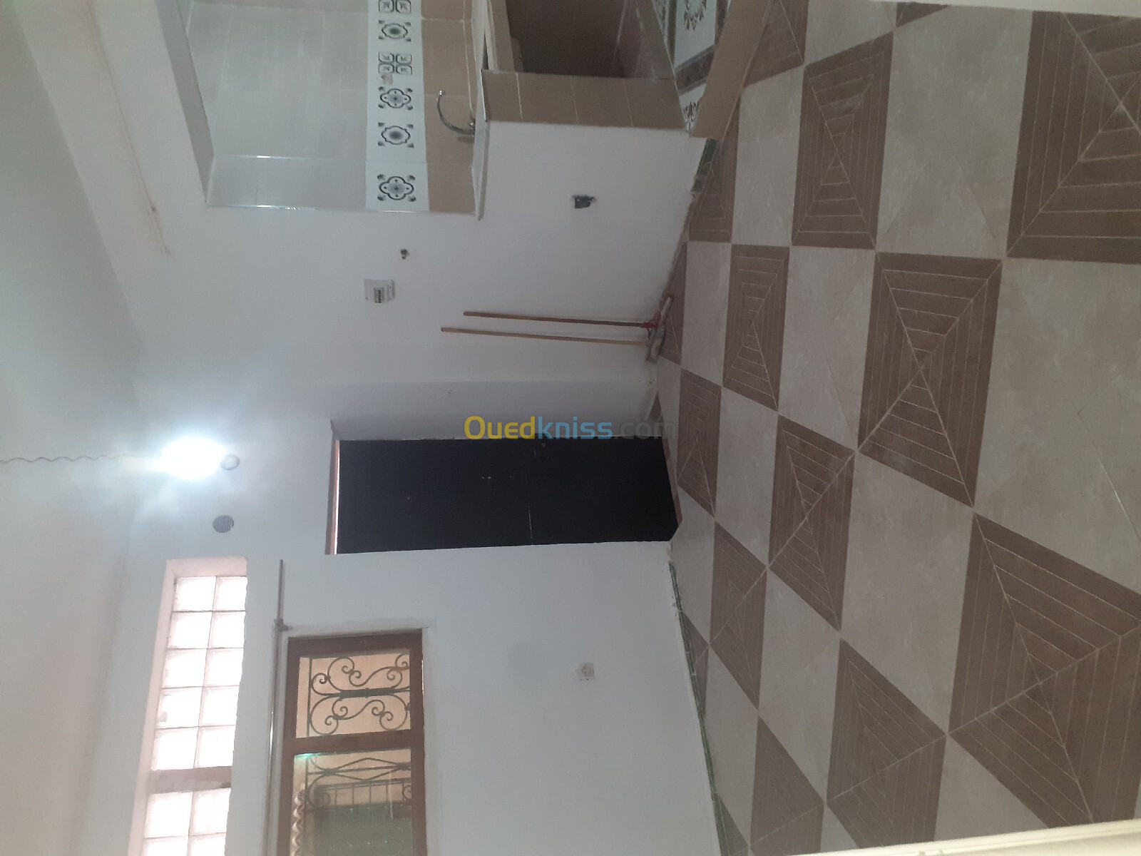 Location Appartement F2 Tipaza Khemisti