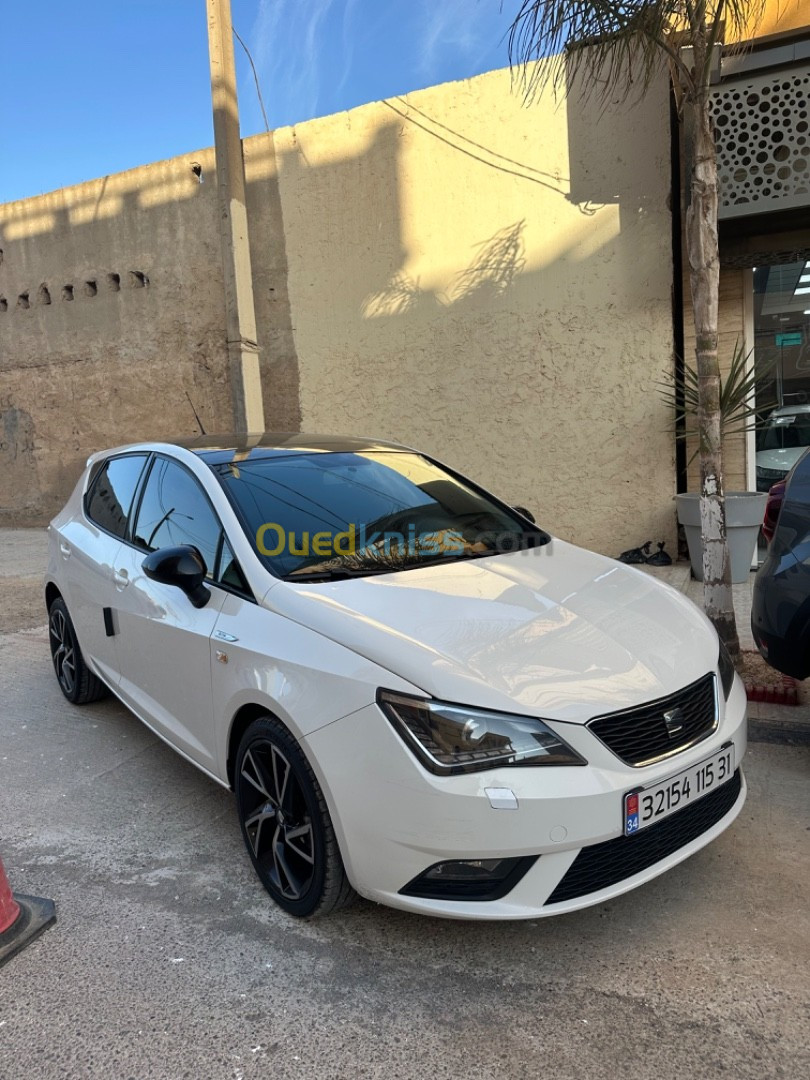 Seat Ibiza 2015 Black line