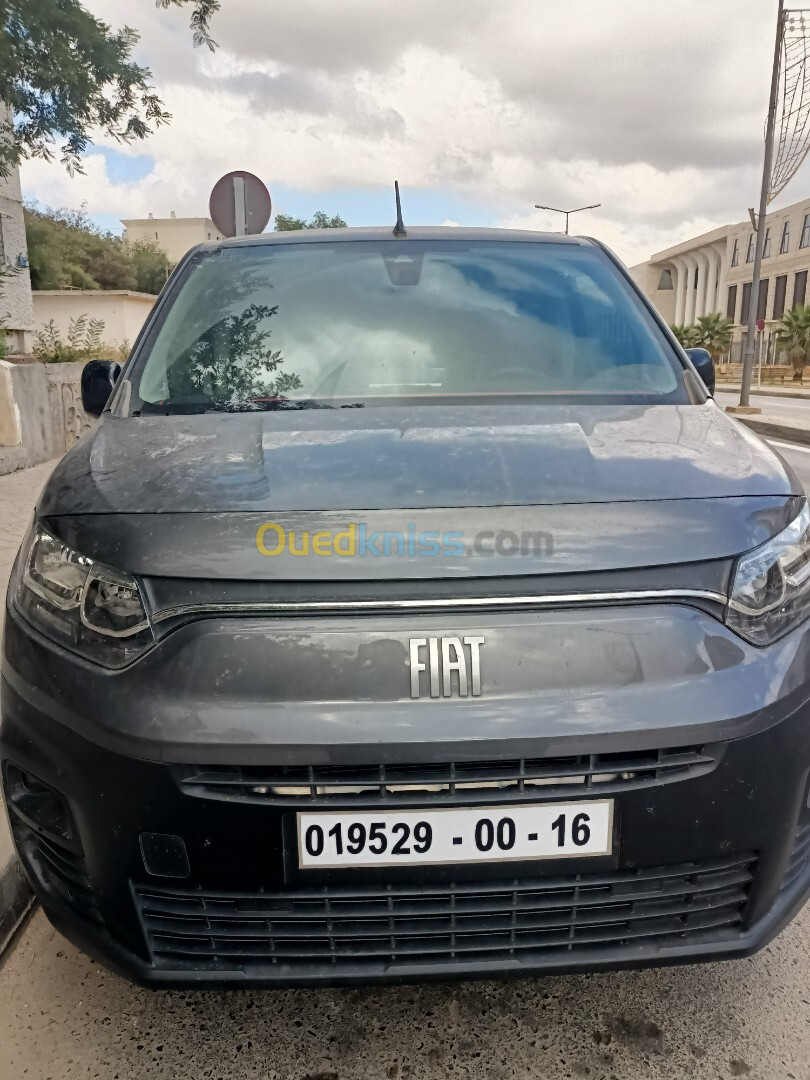 Fiat Doblo 2023 الايطالية