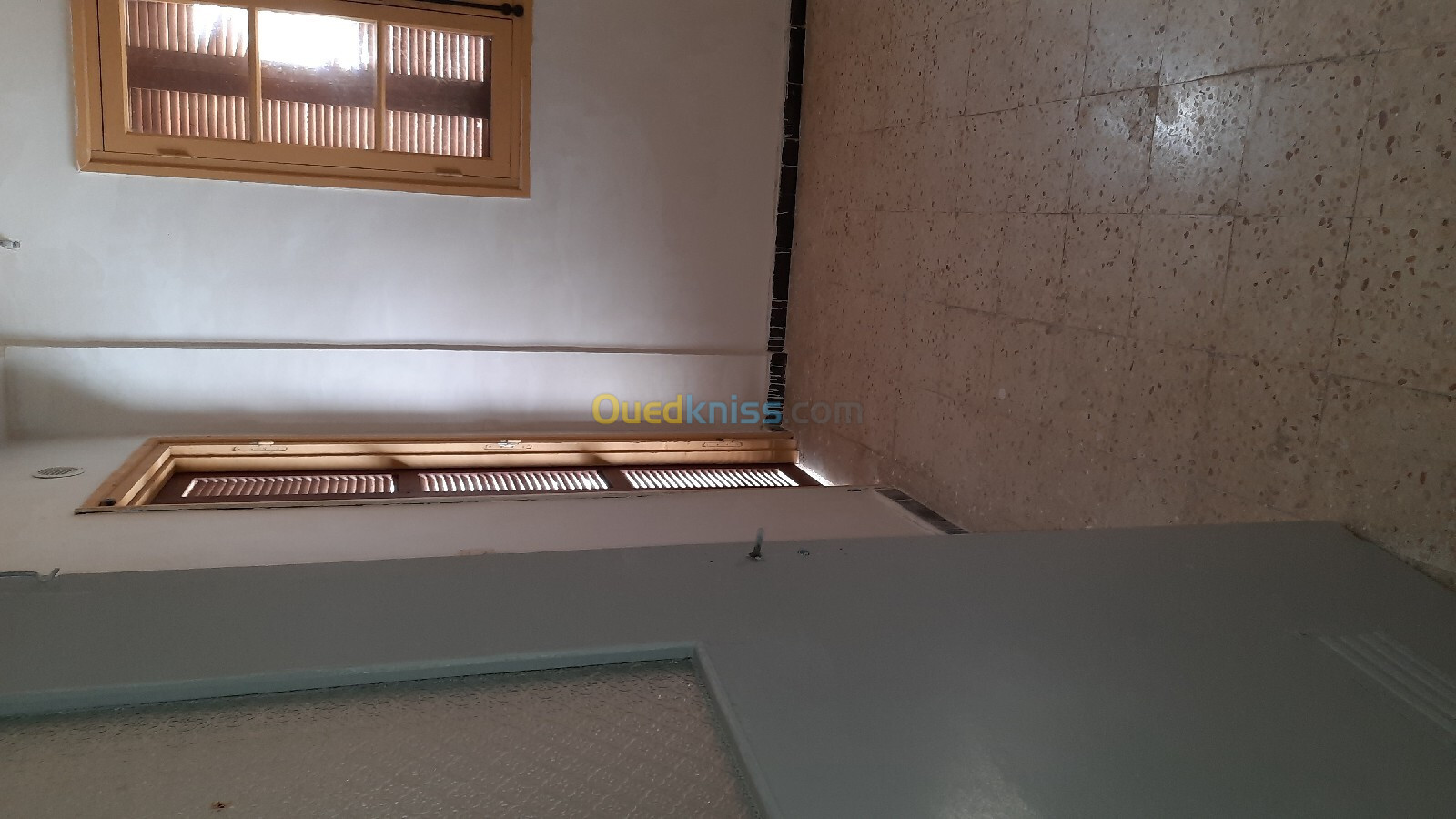 Location vacances Appartement F4 Tipaza Kolea