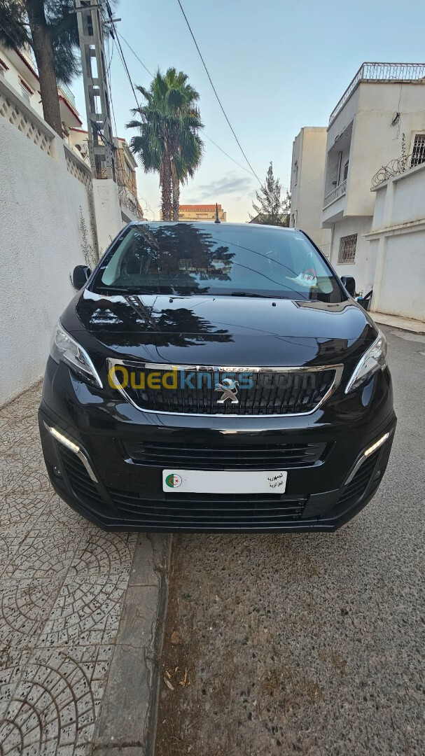 Peugeot Expert 2022 