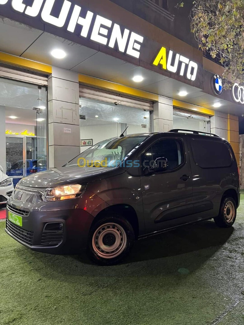 Fiat Doblo 2024 Italien