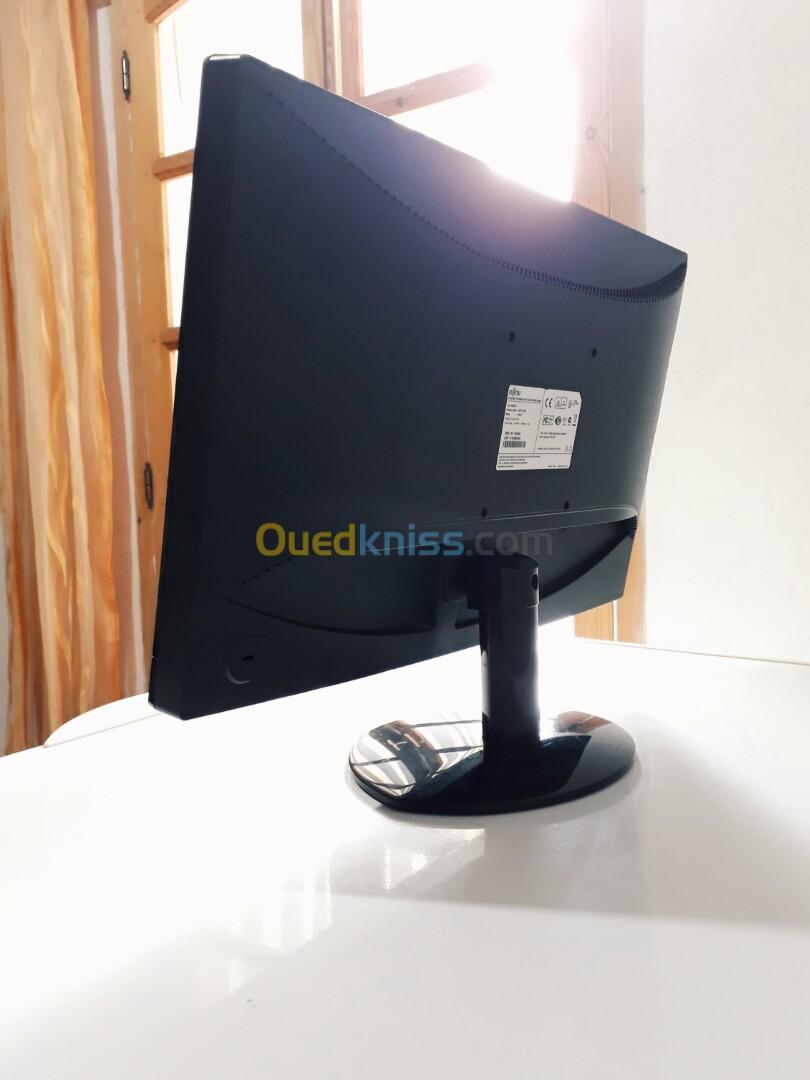 Écran / Moniteur FUJITSU Display L20T-2 LED (avec haut-parleurs stéréo)