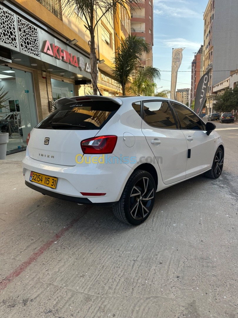 Seat Ibiza 2015 Black line