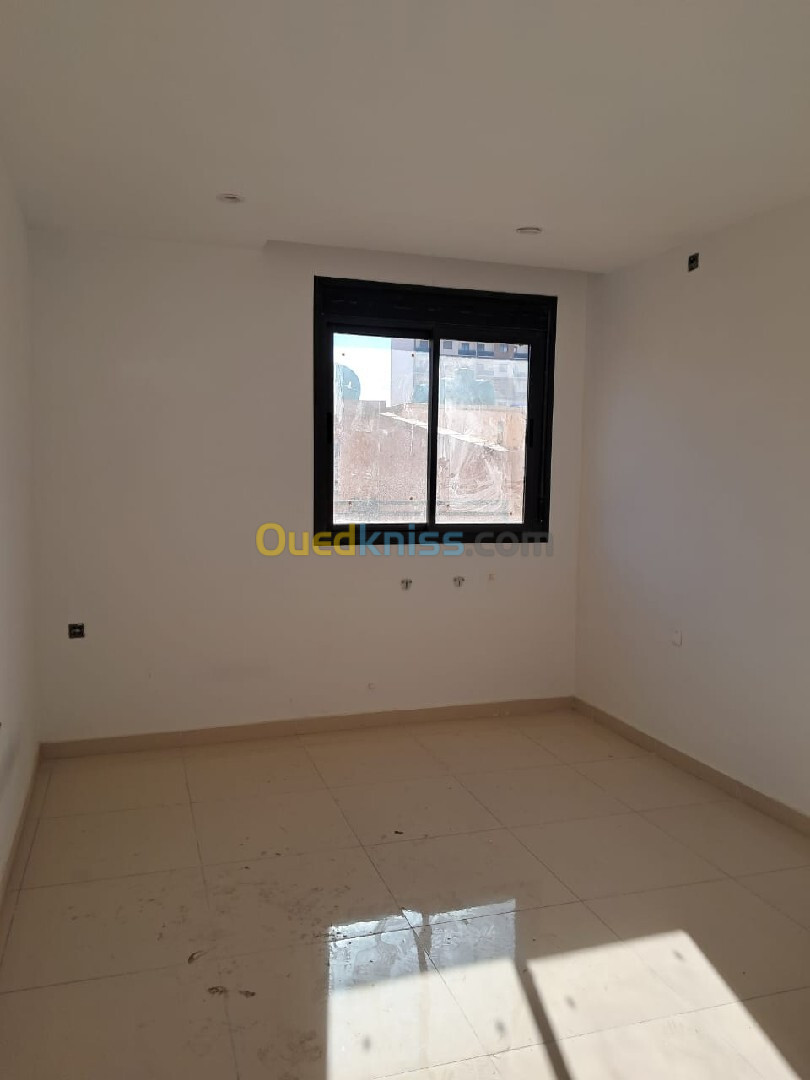 Vente Appartement F3 Oran Bir el djir