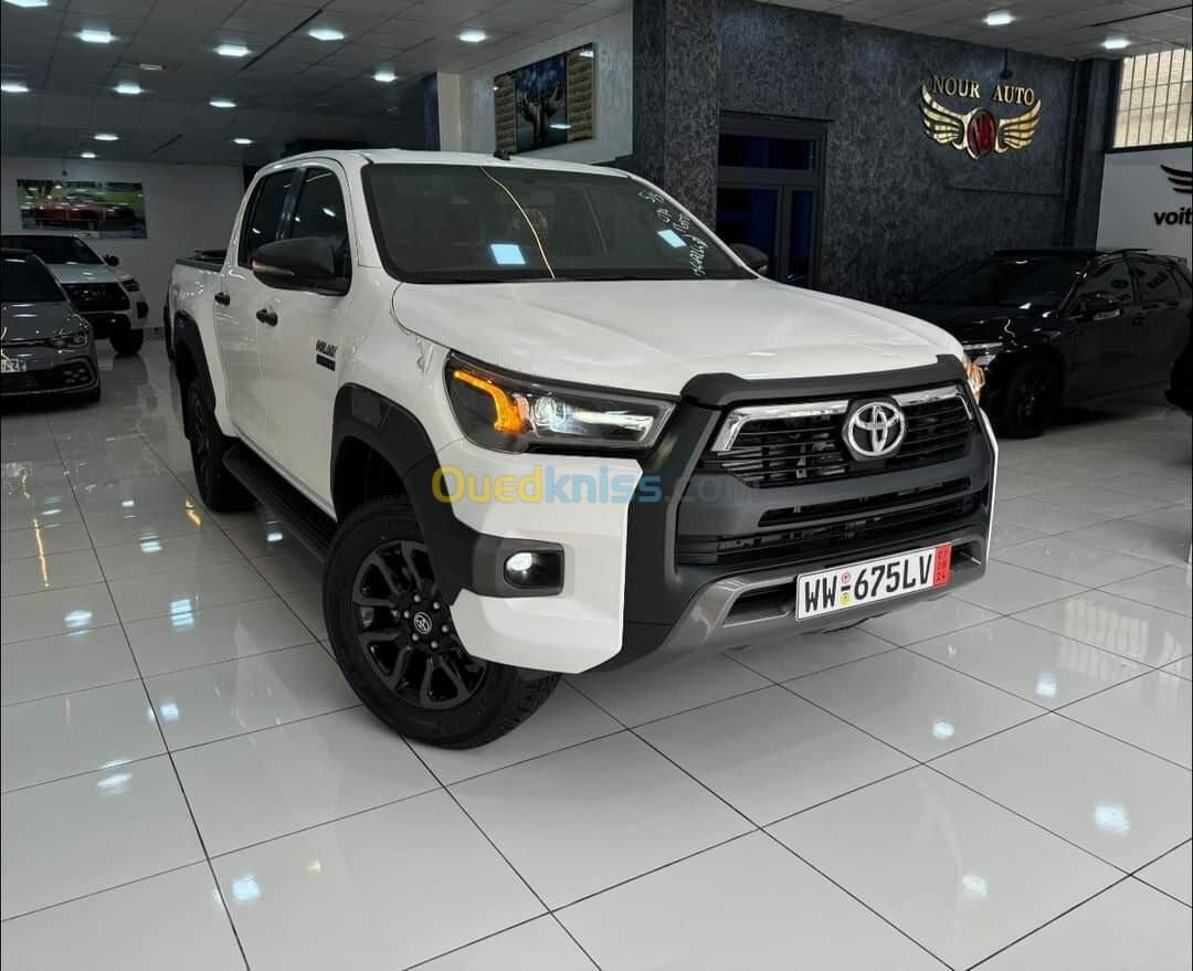 Toyota Hilux 2024 Adventure