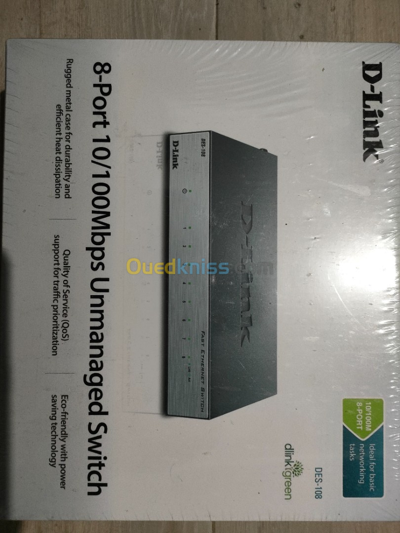 Switch D-LINK DES-108