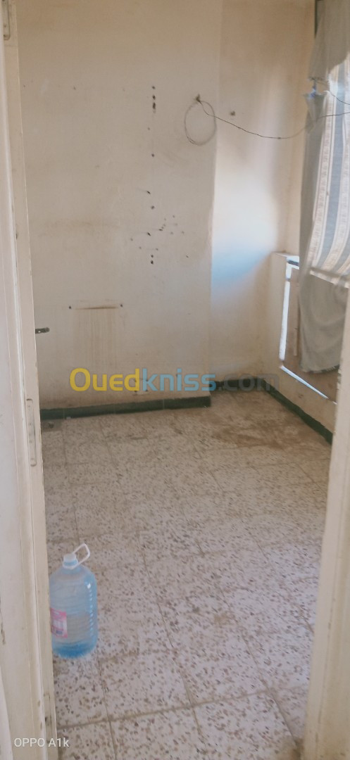 Location Appartement F4 Ain defla Khemis miliana