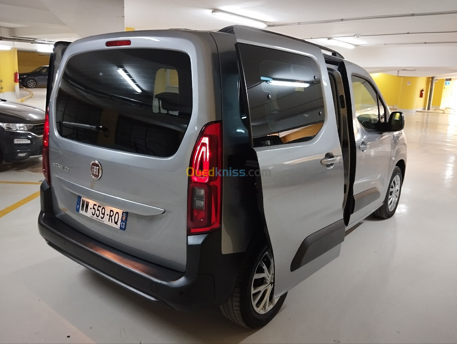 Fiat Doblo 2024 Fiat Doblo vitré