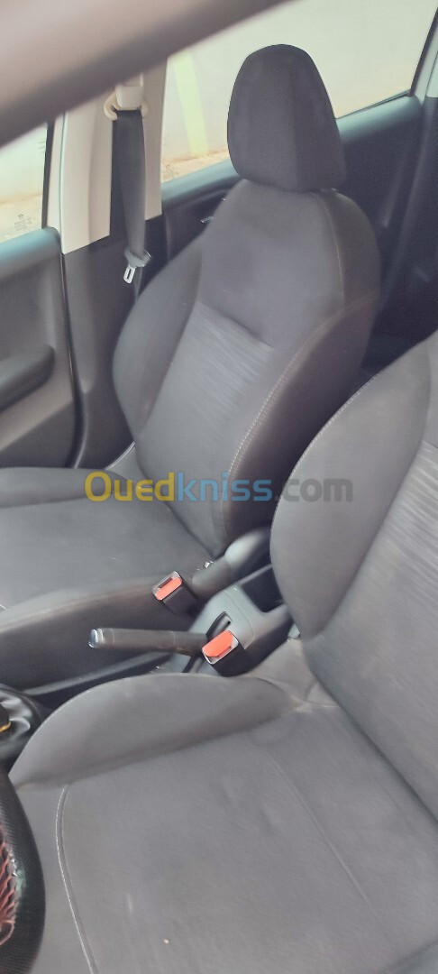 Peugeot 208 2014 Access