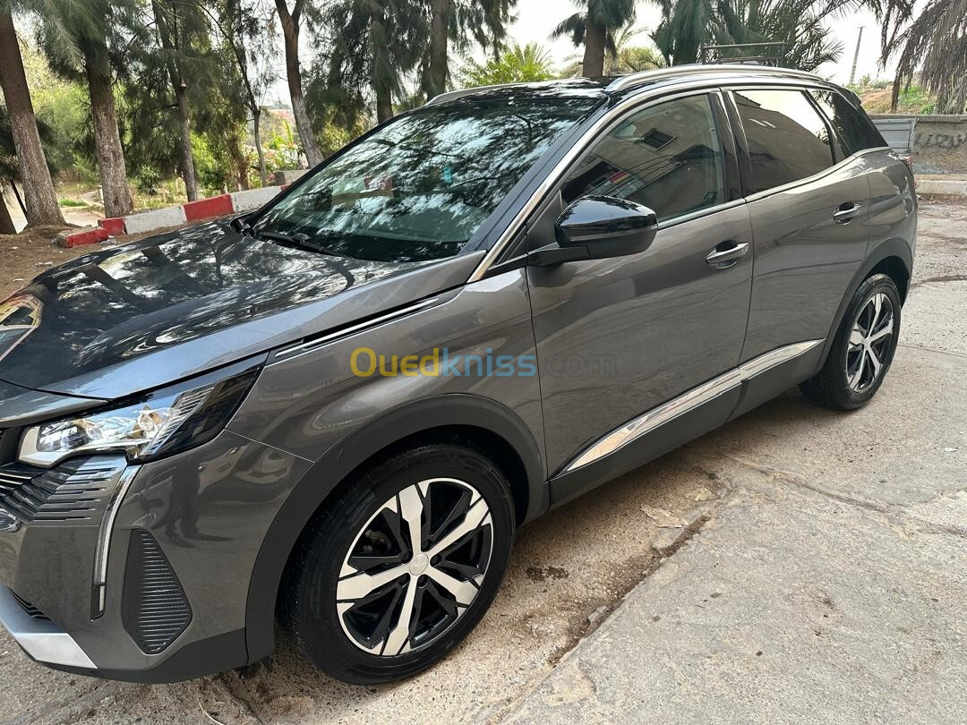 Peugeot 3008 2023 مكمولة