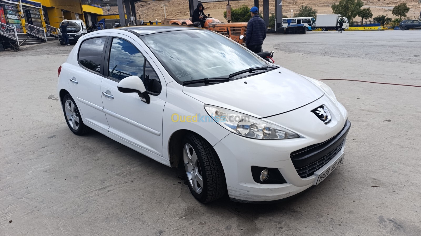 Peugeot 207 2012 