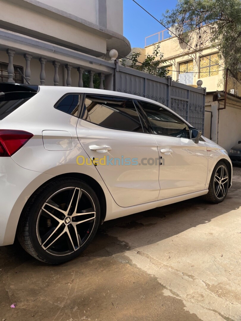 Seat Ibiza 2019 FR plus +