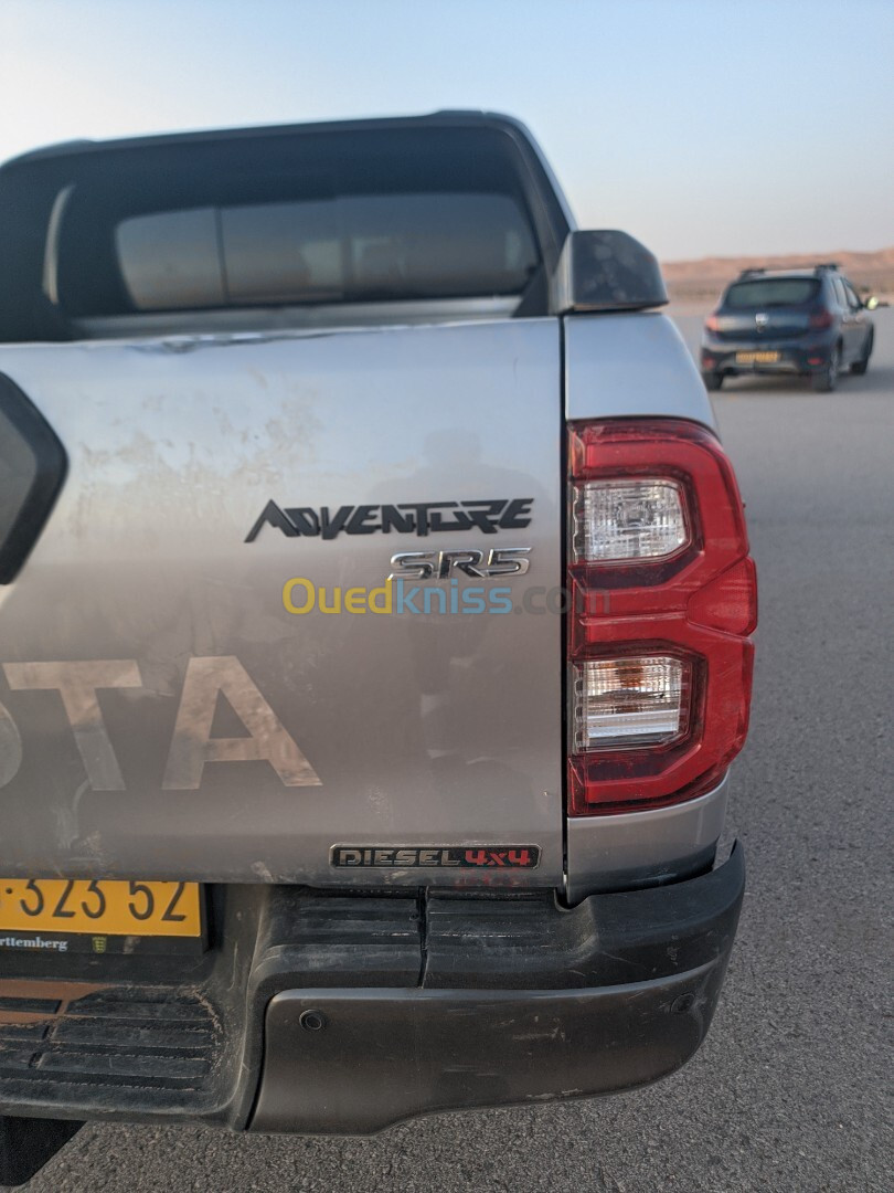 Toyota Hilux 2023 Adventure