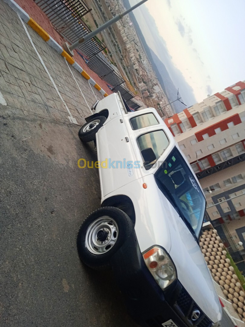 Nissan Pickup 2009 Pickup