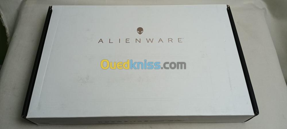 DELL ALIENWARE M15 R7 - Intel I9-12900H - 16GB DDR5 - 1To SSD - RTX 3070 Ti - 15,6 FHD - Windows 11