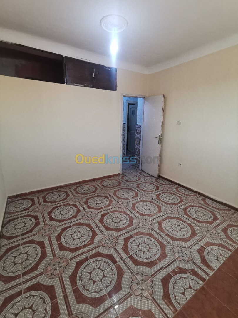 Vente Appartement F3 Mostaganem Sidi ali