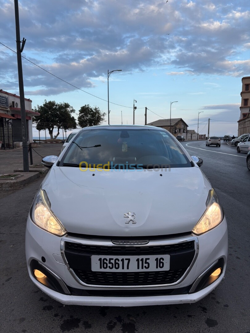 Peugeot 208 2015 Allure Facelift