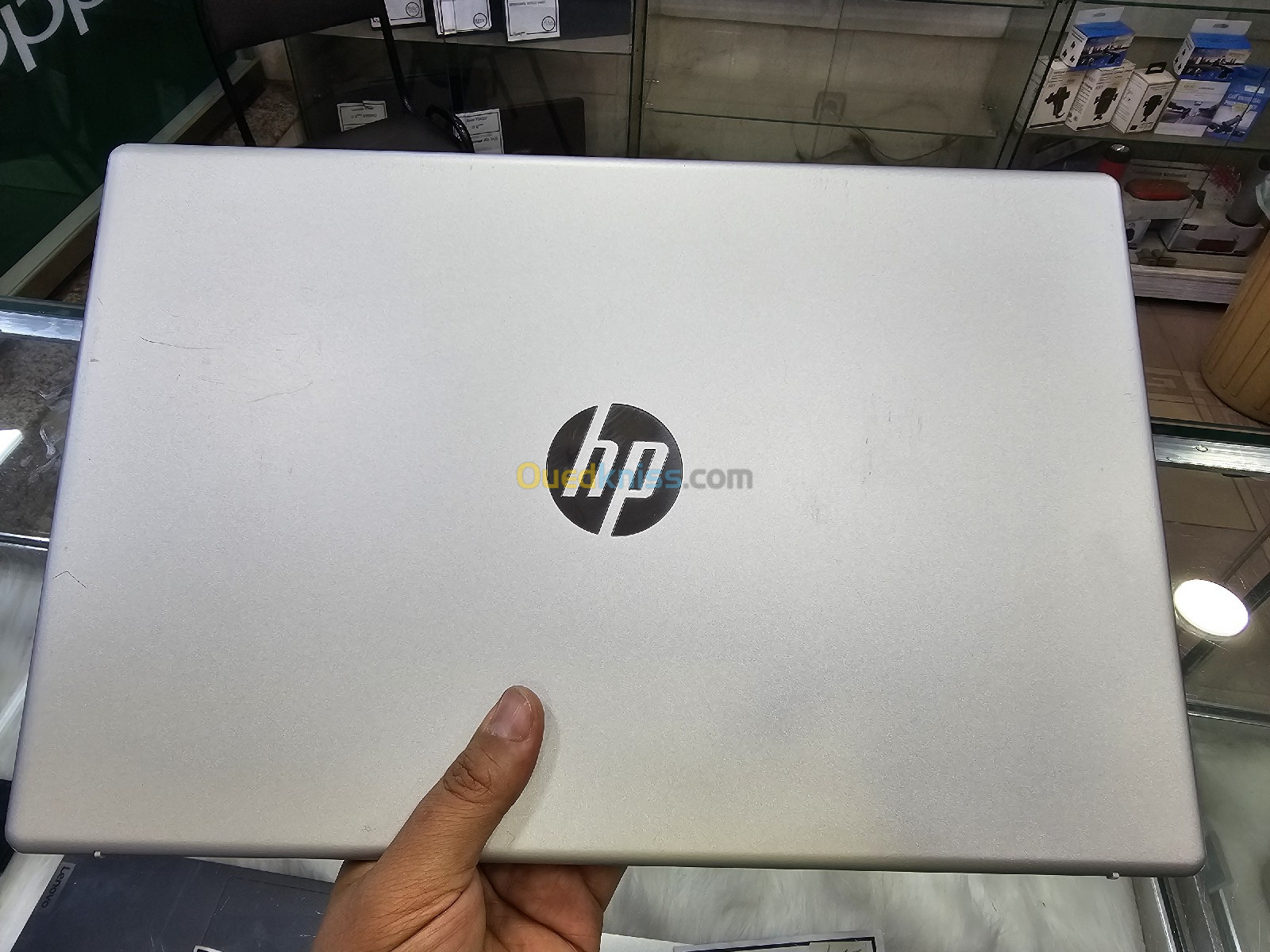 HP Laptop 15 Ryzen 3 7320U