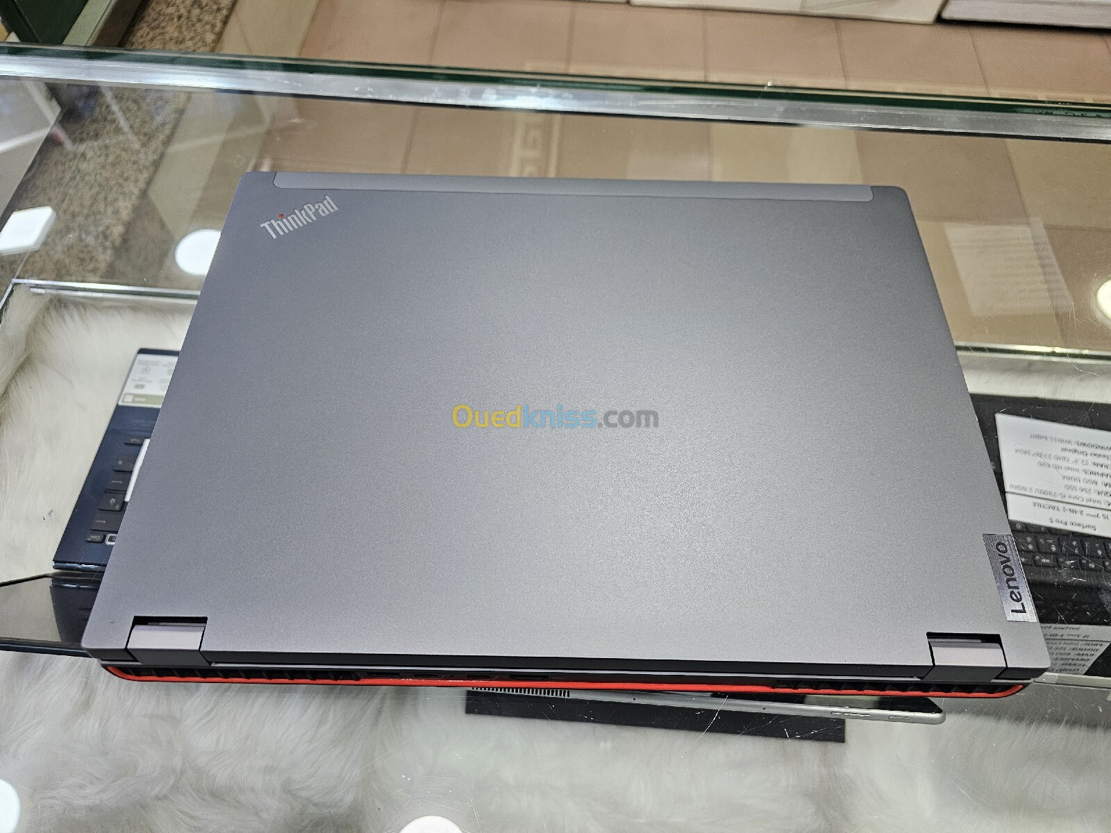 THINKPAD P16 GEN 2 Workstation i7-13850HX RTX A1000 ADA 6G GDDR6 32G/1T SSD 165Hz