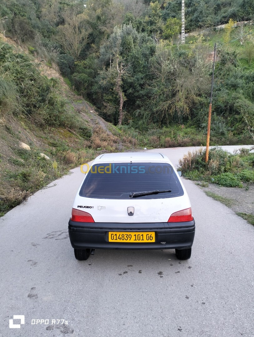 Peugeot 106 2001 1.4 essence junior