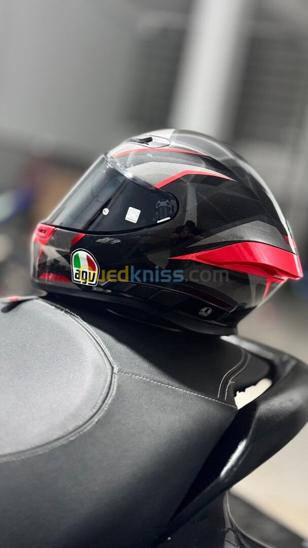 Casque agv k6s