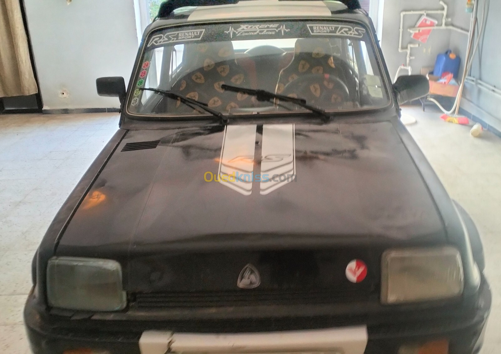 Renault 5 ايرانية 2005 