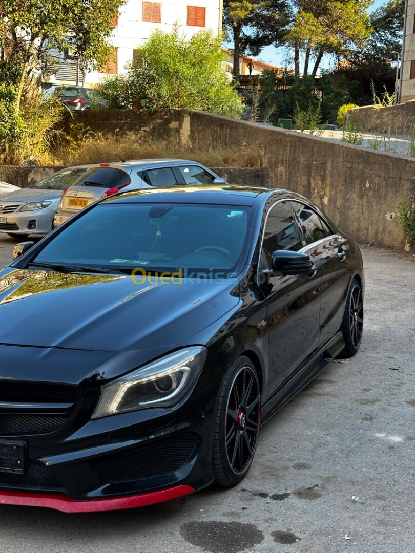 Mercedes CLA 2015 Coupé Edition 1