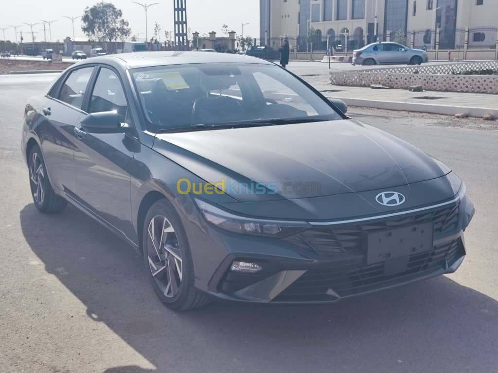 Hyundai Elantra 2024 GLX