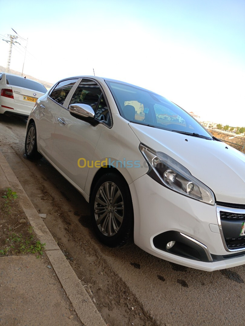 Peugeot 208 2019 Allure Facelift