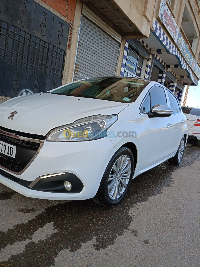 Peugeot 208 2019 Allure Facelift