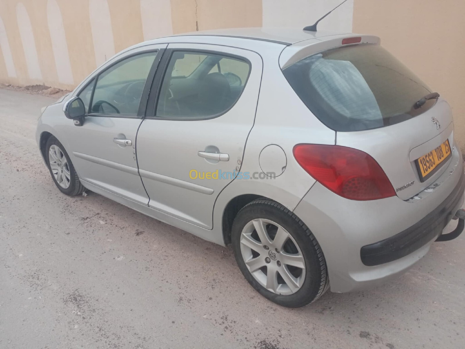 Peugeot 207 2008 207