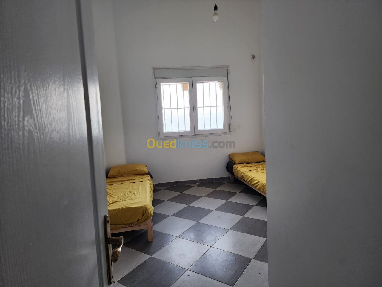 Location Appartement F4 Alger Ain benian