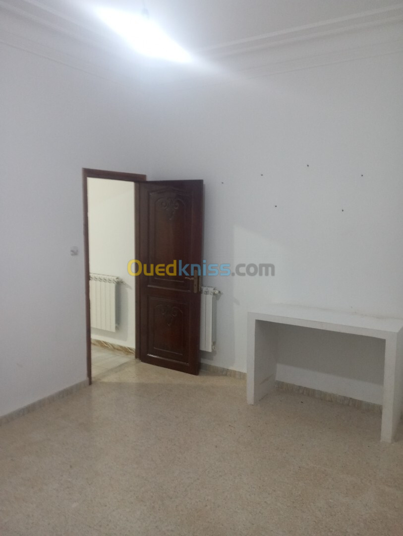 Location Appartement F3 Alger Bouzareah