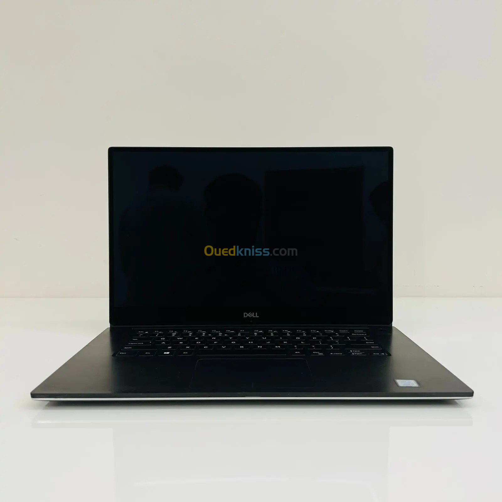 Dell precision 5530 للجرافيك والعاب 