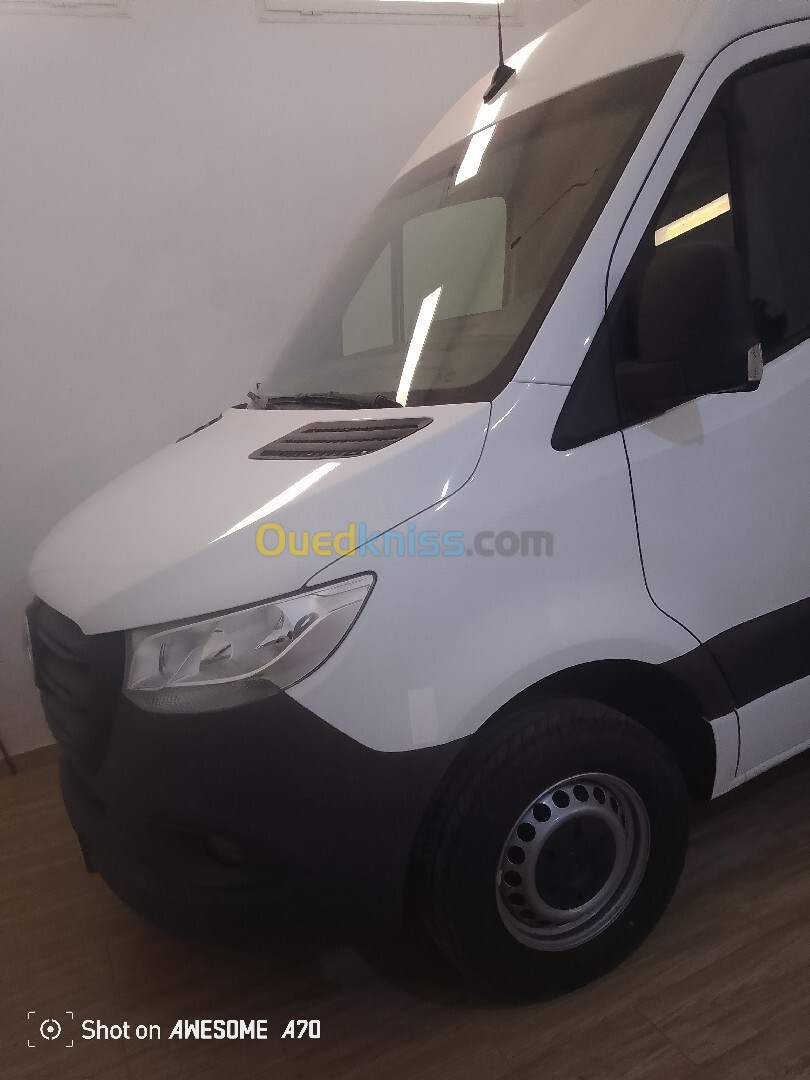 Mercedes Benz Sprinter 2021