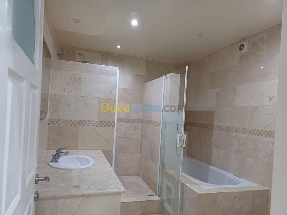 Location Appartement F4 Alger Hydra