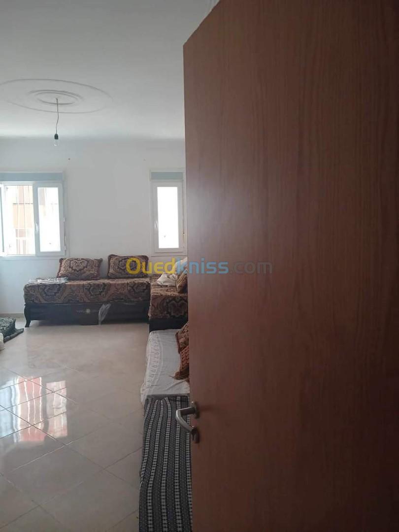 Location vacances Appartement F4 Mostaganem Mostaganem