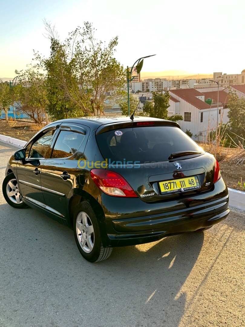 Peugeot 207 2011 