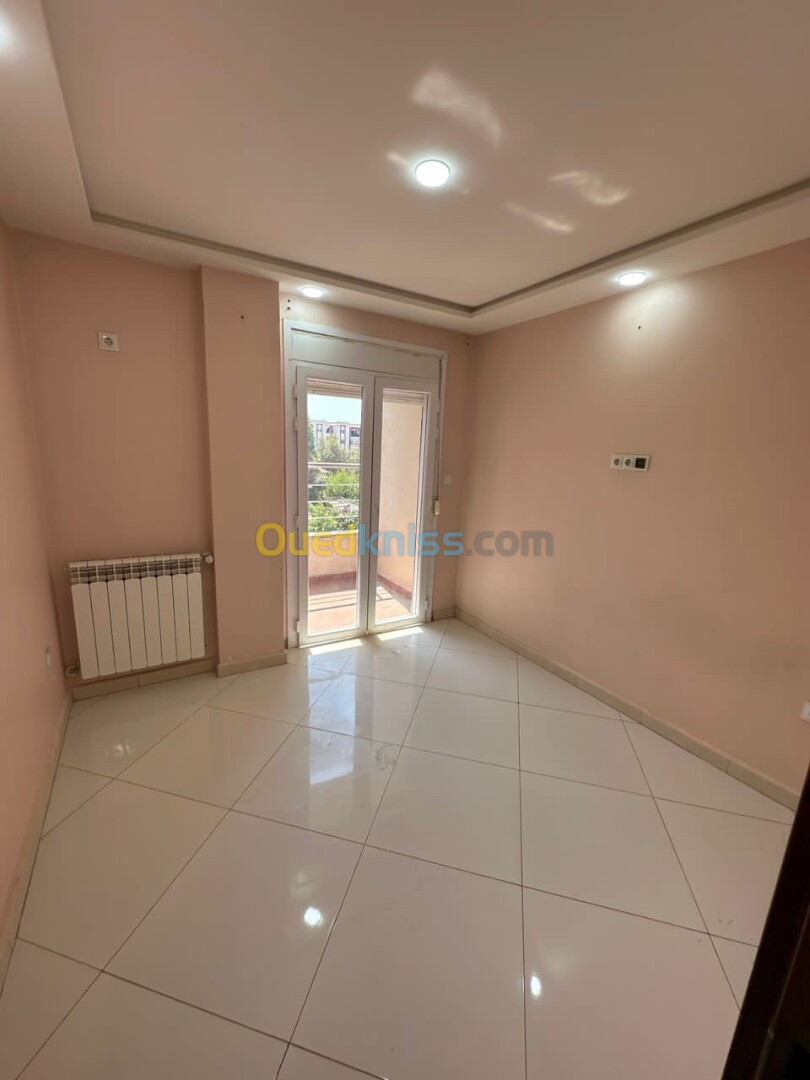 Vente Appartement F4 Alger Bordj el bahri