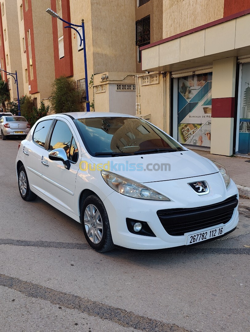 Peugeot 207 2012 