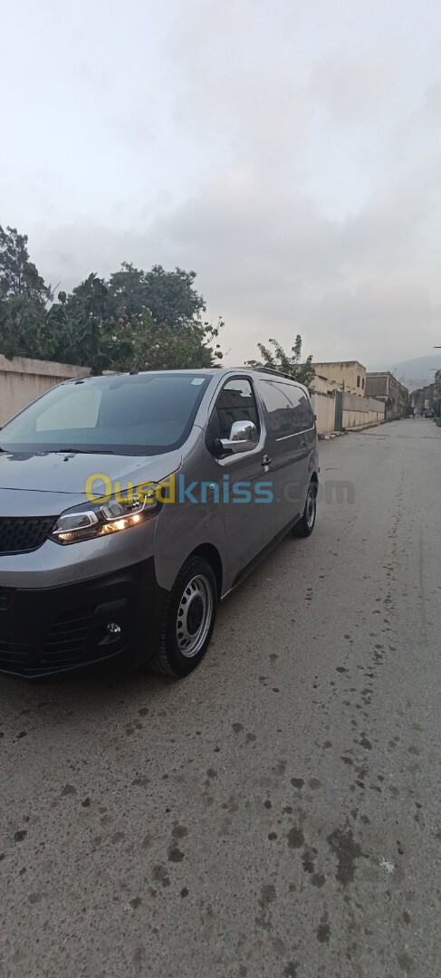 Fiat Professional Scudo 2024 Par 17