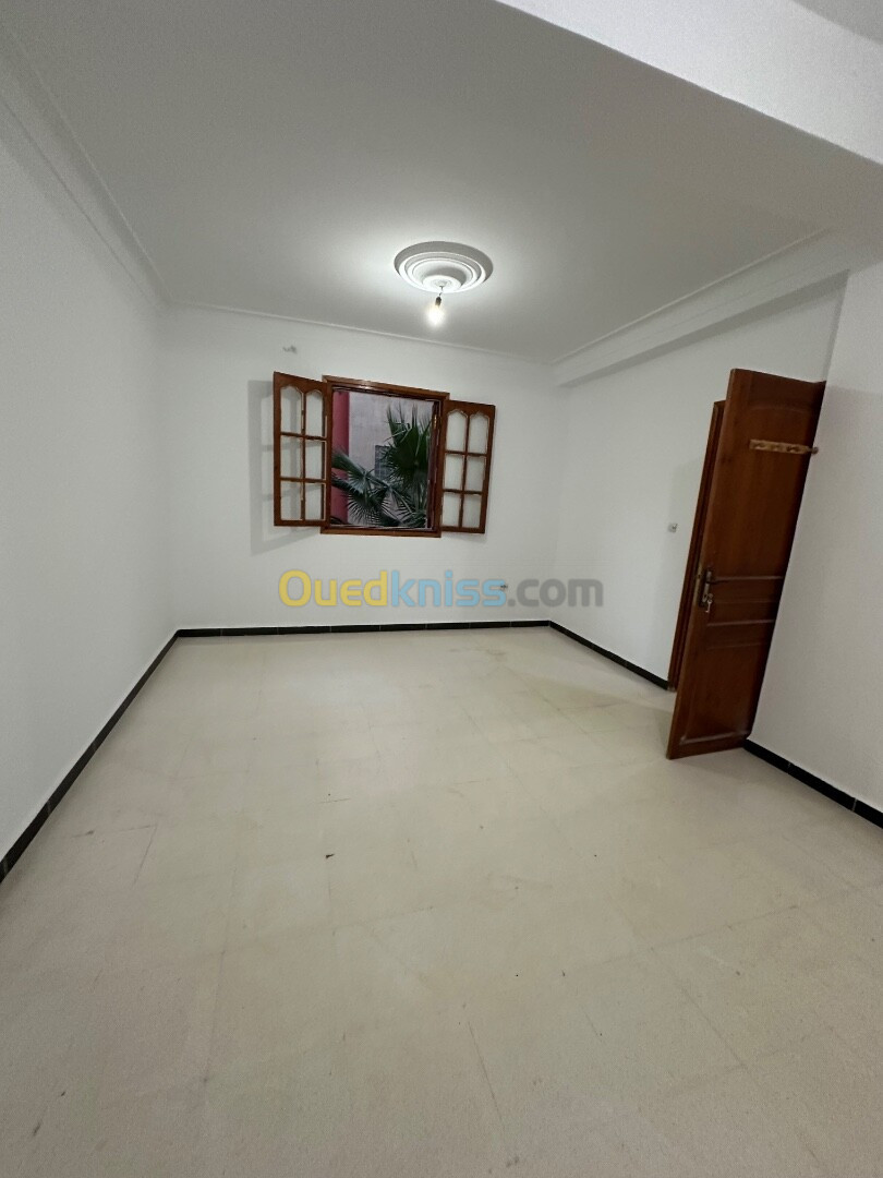 Location Appartement F2 Alger Draria