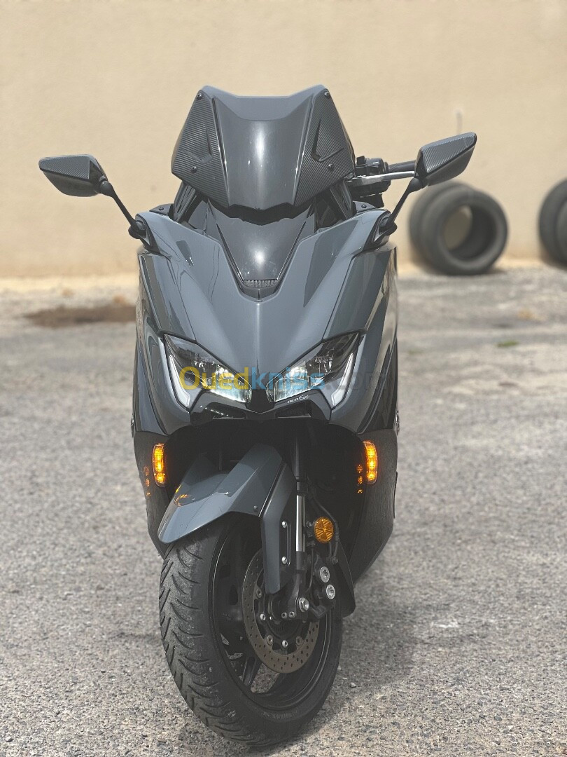 Yamaha T max 560 2021